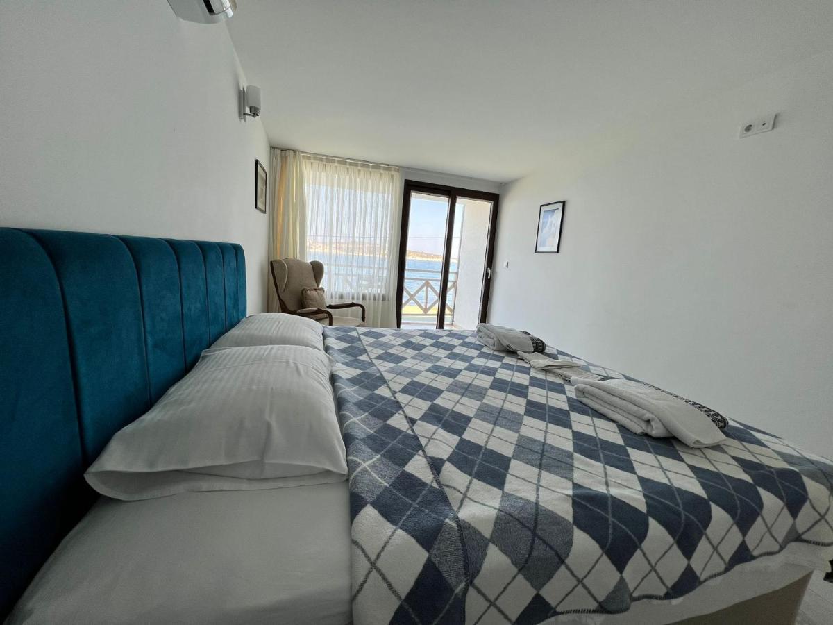 Giritli Rum Meyhanesi & Butik Otel カラブルン エクステリア 写真