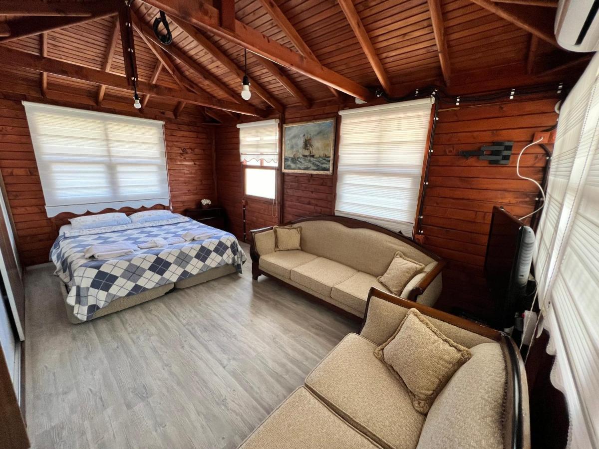Giritli Rum Meyhanesi & Butik Otel カラブルン エクステリア 写真